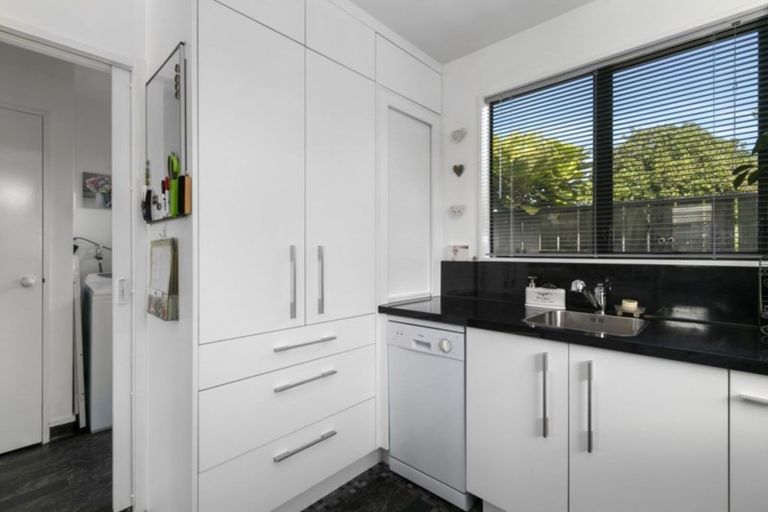 Photo of property in 6 King Street, Petone, Lower Hutt, 5012