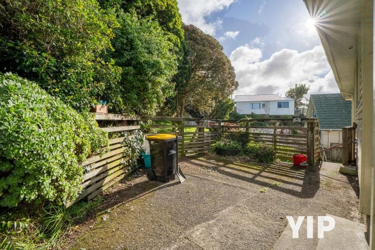 Photo of property in 8 Ohariu Road, Johnsonville, Wellington, 6037