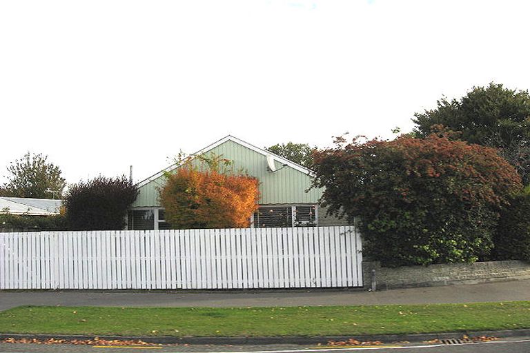 Photo of property in 31 Maidstone Road, Ilam, Christchurch, 8041