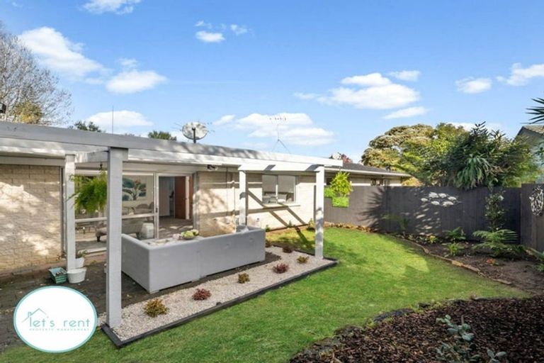 Photo of property in 2/21 Cosy Place, Howick, Auckland, 2014