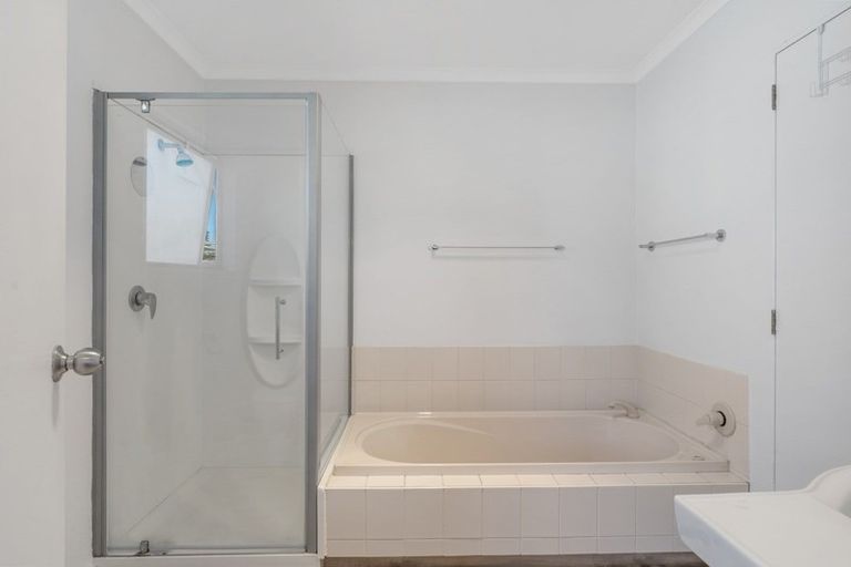 Photo of property in 56c Hartford Avenue, Papamoa Beach, Papamoa, 3118