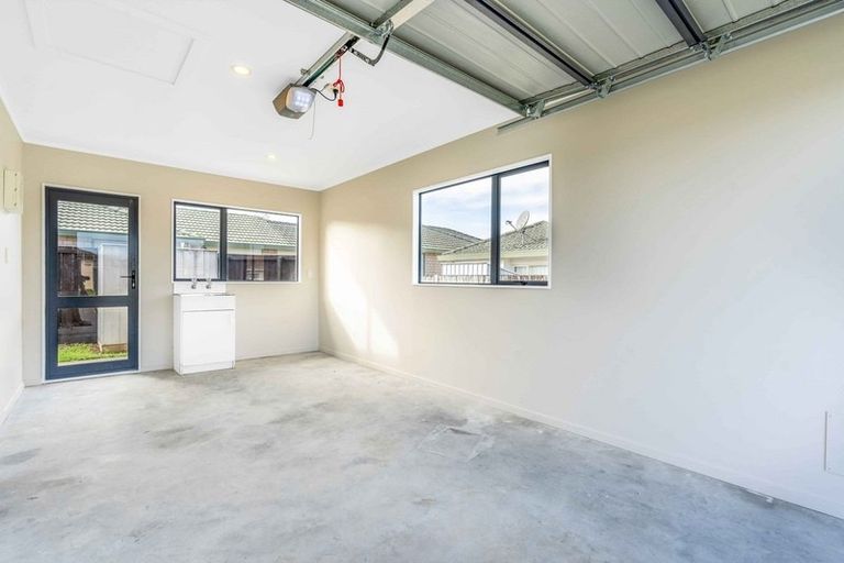 Photo of property in 9 Margarita Rise, Pukekohe, 2120