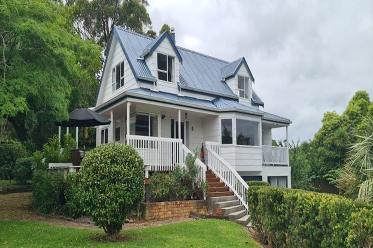 Photo of property in 24 Sarah Todd Lane, Waimauku, 0812