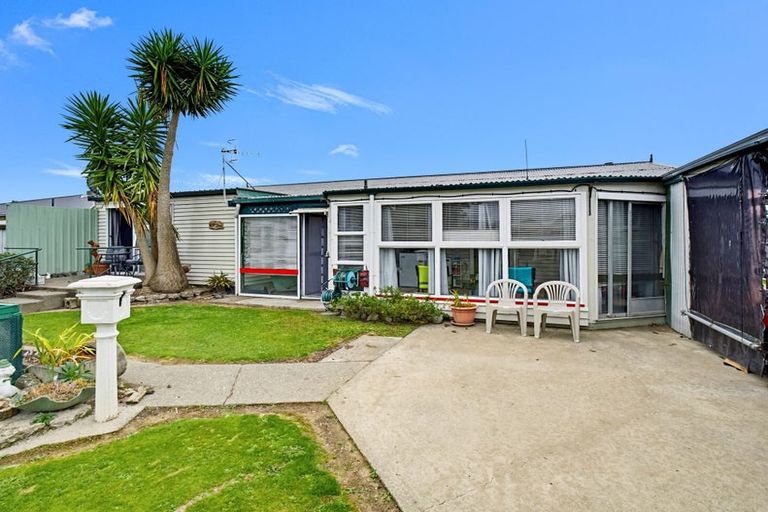 Photo of property in 26 East Road, Shannon, 4821