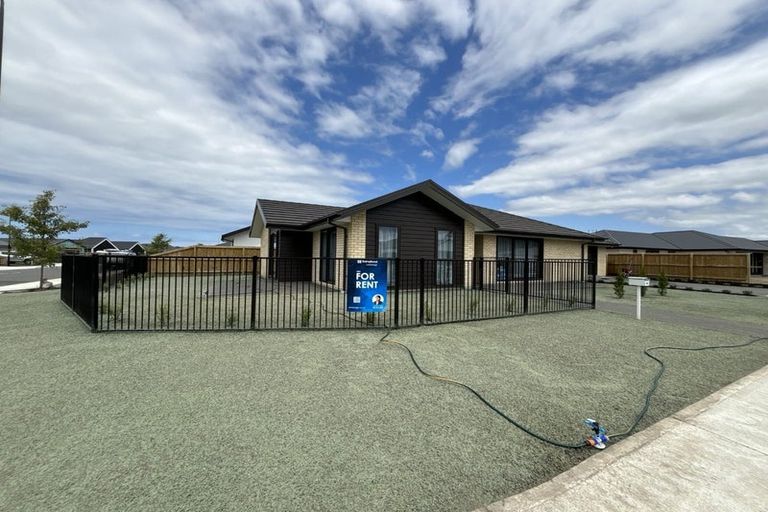 Photo of property in 44 Crossley Avenue, Woodend, 7610