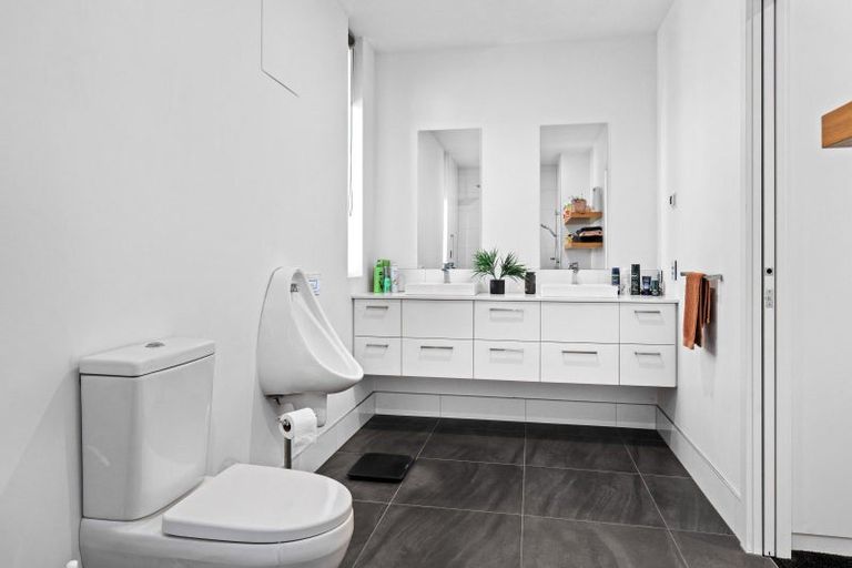 Photo of property in 8 Silverstone Drive, Cromwell, 9384