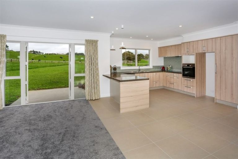 Photo of property in 3 Sands Road, Waiuku, 2681