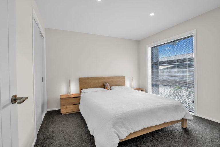 Photo of property in 27 Coutts Way, Fitzherbert, Palmerston North, 4410
