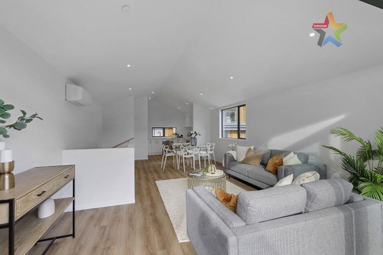 Photo of property in 15/33 Raukawa Street, Stokes Valley, Lower Hutt, 5019