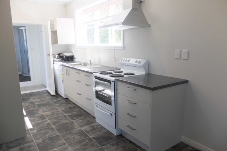 Photo of property in 17 Piko Crescent, Riccarton, Christchurch, 8041