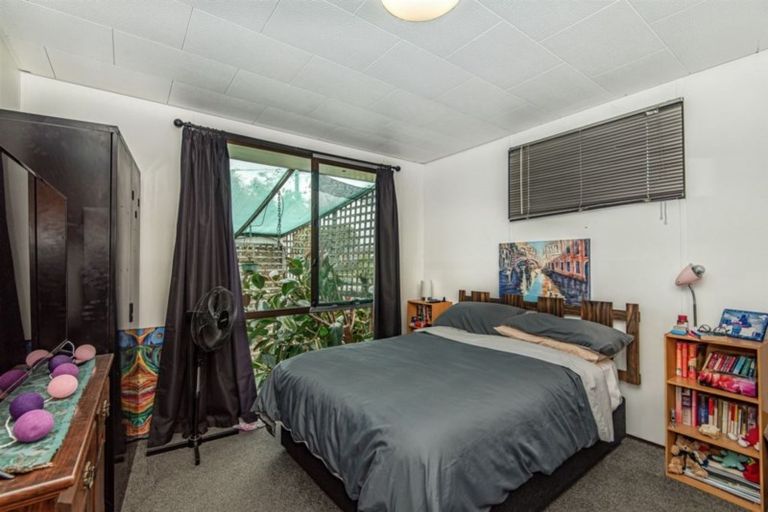 Photo of property in 46 Philomel Crescent, Bayswater, Auckland, 0622