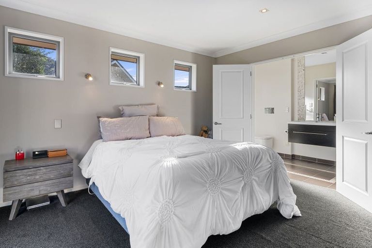 Photo of property in 24 Globe Bay Drive, Templeton, Christchurch, 8042