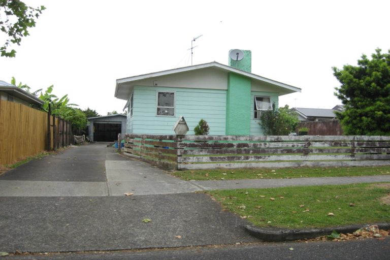 Photo of property in 20 Mcshane Street, Pukekohe, 2120