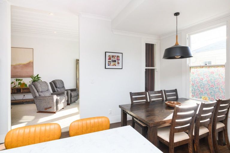 Photo of property in 84 Featherston Street, Takaro, Palmerston North, 4412