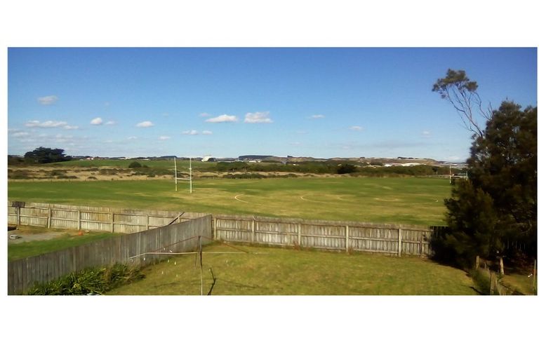 Photo of property in 44 Matipo Street, Castlecliff, Wanganui, 4501