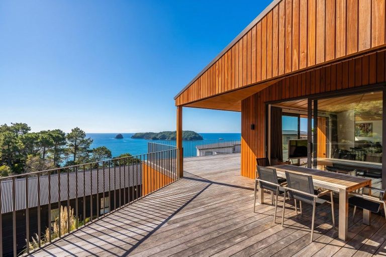 Photo of property in 92 Grange Road, Hahei, Whitianga, 3591