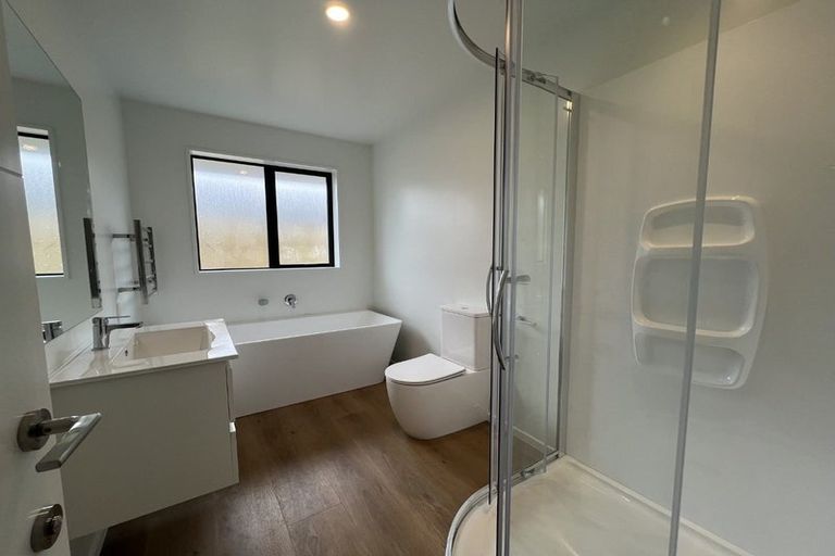 Photo of property in 25 Bill Hammond Drive, Belfast, 8051