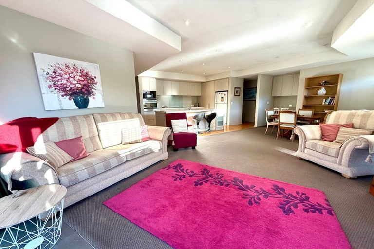 Photo of property in 6a Annies Lane, Aidanfield, Christchurch, 8025