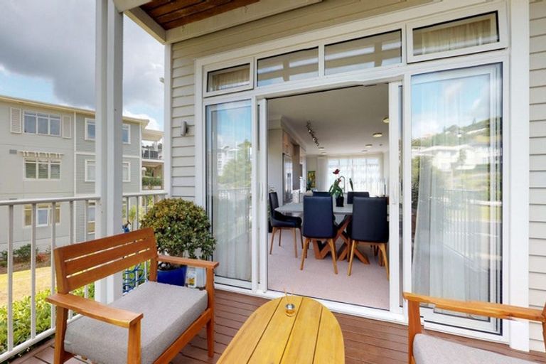 Photo of property in 138 Landmark Terrace, Orewa, 0931