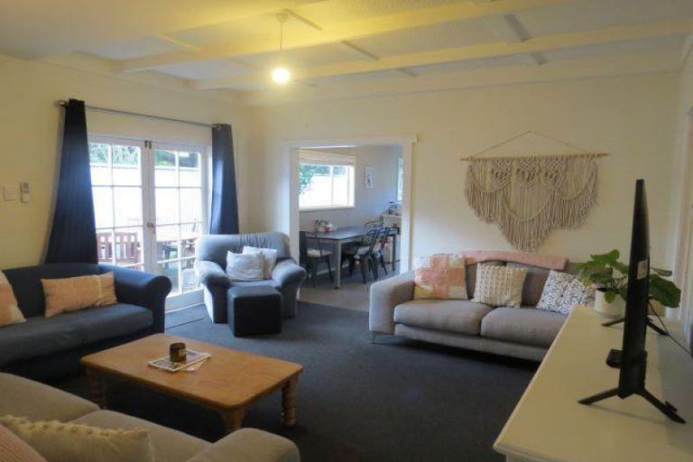 Photo of property in 29 Lorna Street, Lynmouth, New Plymouth, 4310