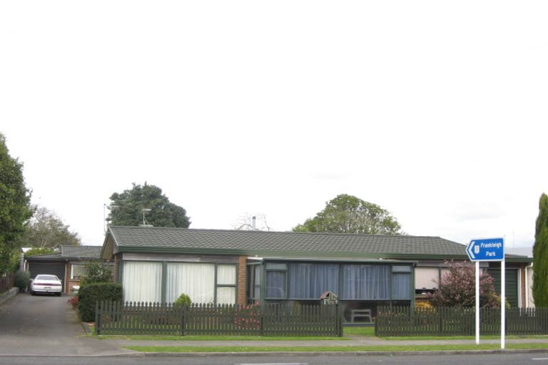 Photo of property in 8b Hori Street, Vogeltown, New Plymouth, 4310