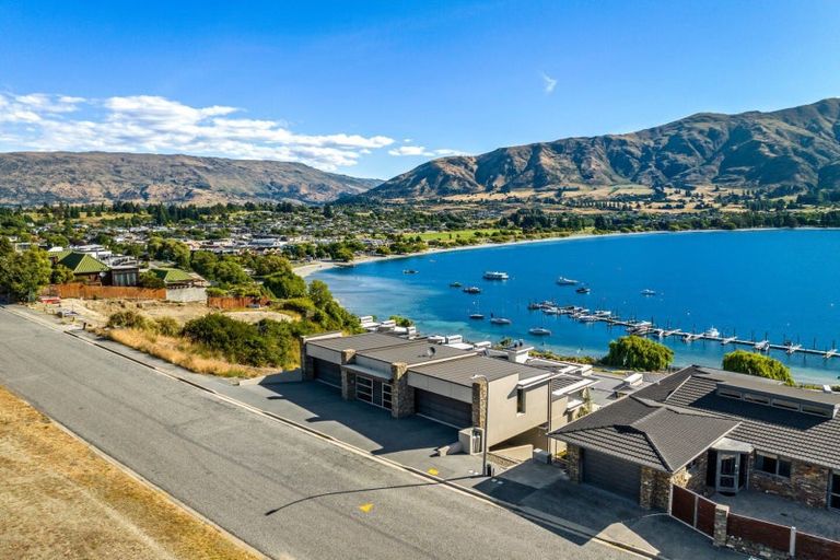 Photo of property in 76a Lismore Street, Wanaka, 9305