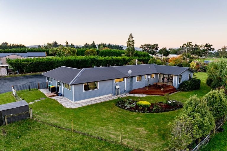 Photo of property in 27 Green Island Bush Road, Blackhead, Dunedin, 9076