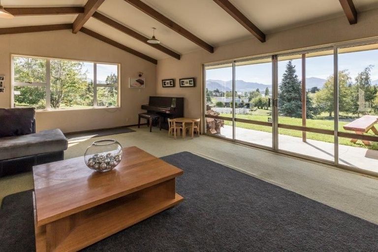 Photo of property in 219 Mount Aspiring Road, Wanaka, 9305