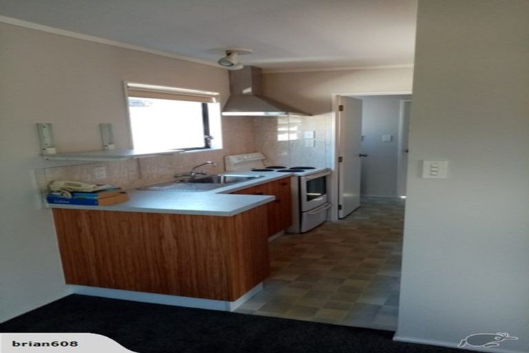 Photo of property in 22 Fraser Road, Papatoetoe, Auckland, 2025