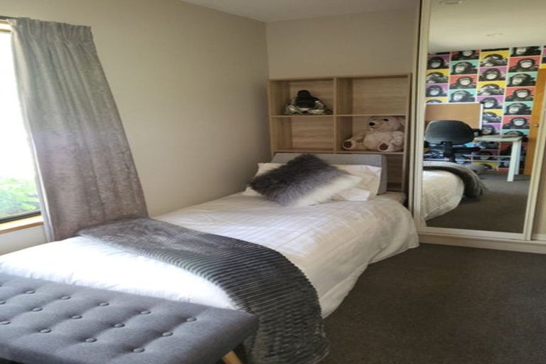 Photo of property in 33 Lancewood Drive, Halswell, Christchurch, 8025