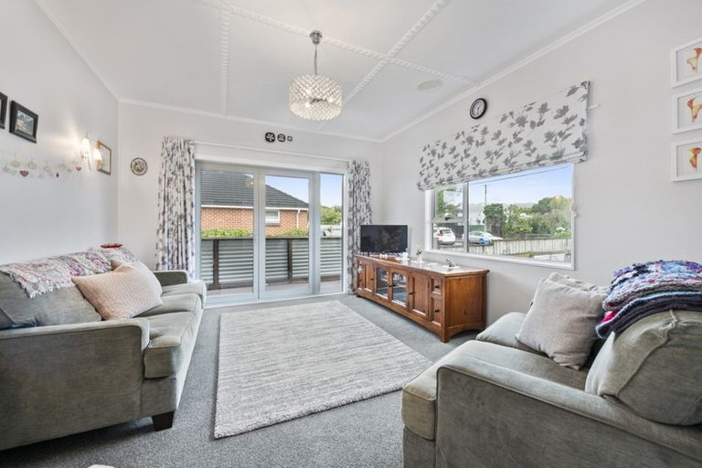 Photo of property in 2/8 John Street, Trentham, Upper Hutt, 5018