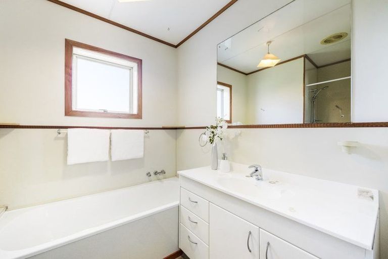 Photo of property in 31 Cameron Road, Waiuku, 2681