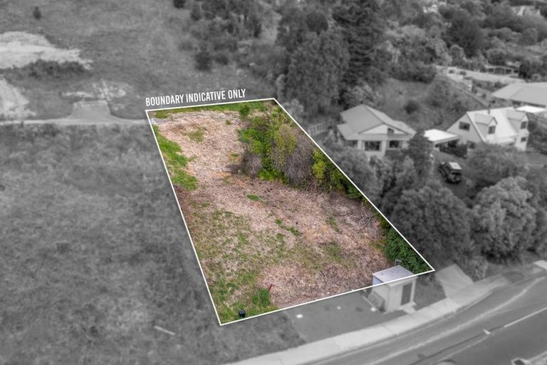 Photo of property in 73 Kotare Street, Waikanae, 5036