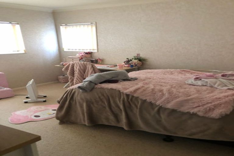 Photo of property in 46 Waller Avenue, Bucklands Beach, Auckland, 2012