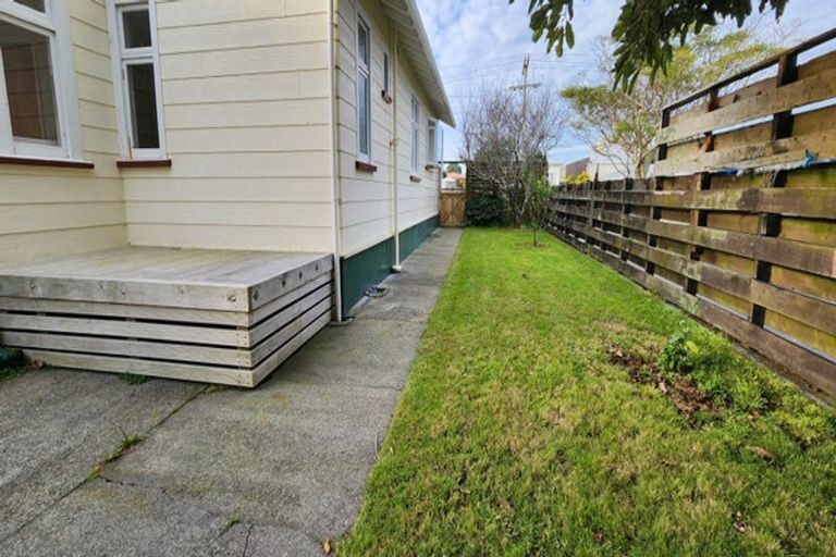 Photo of property in 36 Beach Street, Fitzroy, New Plymouth, 4312
