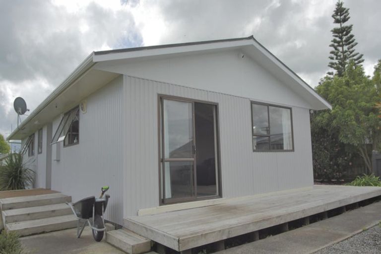 Photo of property in 17a Ngareta Street, Marton, 4710