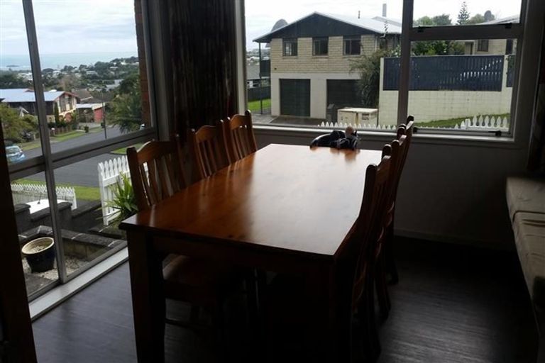 Photo of property in 16 Darwin Crescent, Spotswood, New Plymouth, 4310