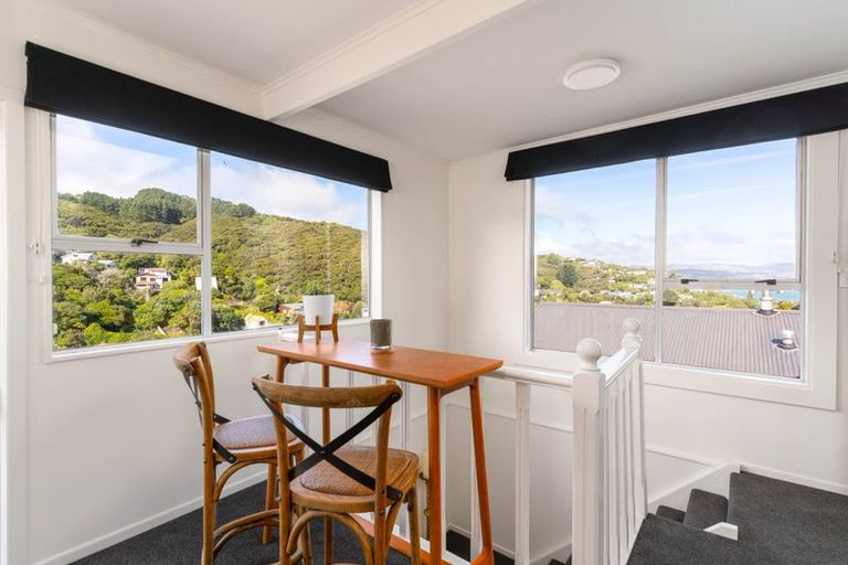 Photo of property in 73b Airlie Road, Plimmerton, Porirua, 5026