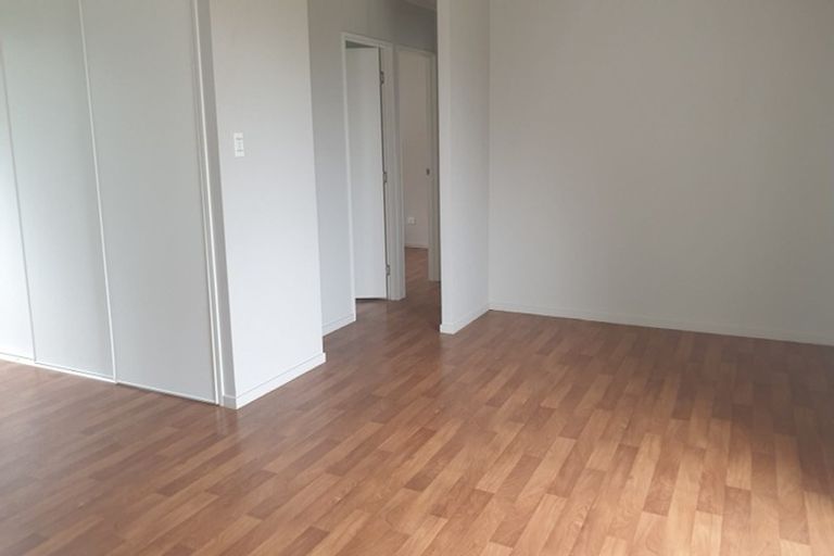 Photo of property in 10 Te Kanawa Crescent, Henderson, Auckland, 0610