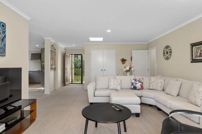 Photo of property in 54 Village Park Drive, Welcome Bay, Tauranga, 3112