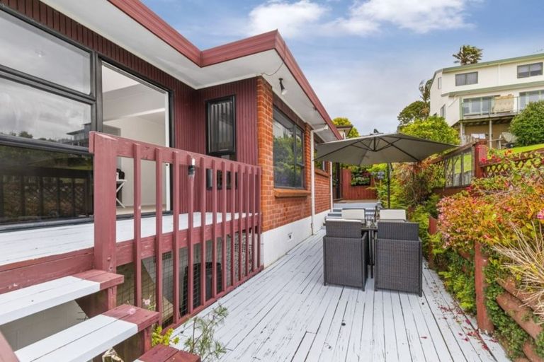 Photo of property in 11a Orewa Heights Crescent, Orewa, 0931