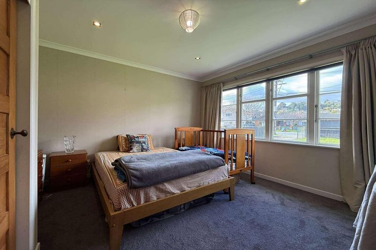 Photo of property in 353 Waiwhetu Road, Fairfield, Lower Hutt, 5011