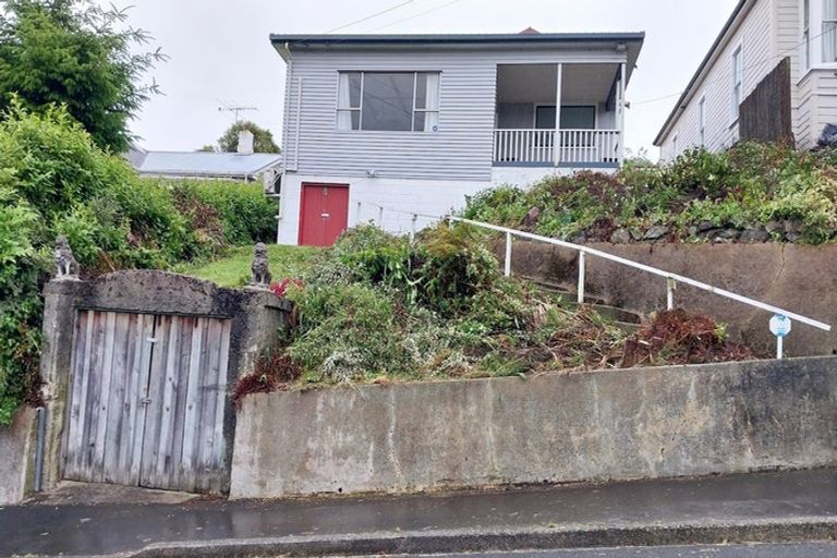 Photo of property in 19 Farley Street, Kaikorai, Dunedin, 9010