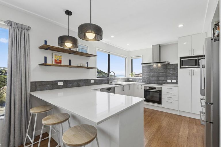 Photo of property in 71 Leeward Drive, Whitby, Porirua, 5024