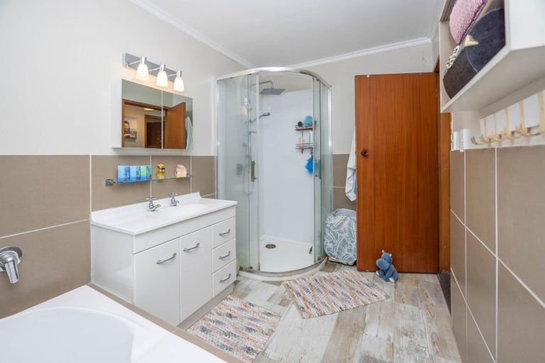 Photo of property in 18 Wordsworth Street, Leamington, Cambridge, 3432