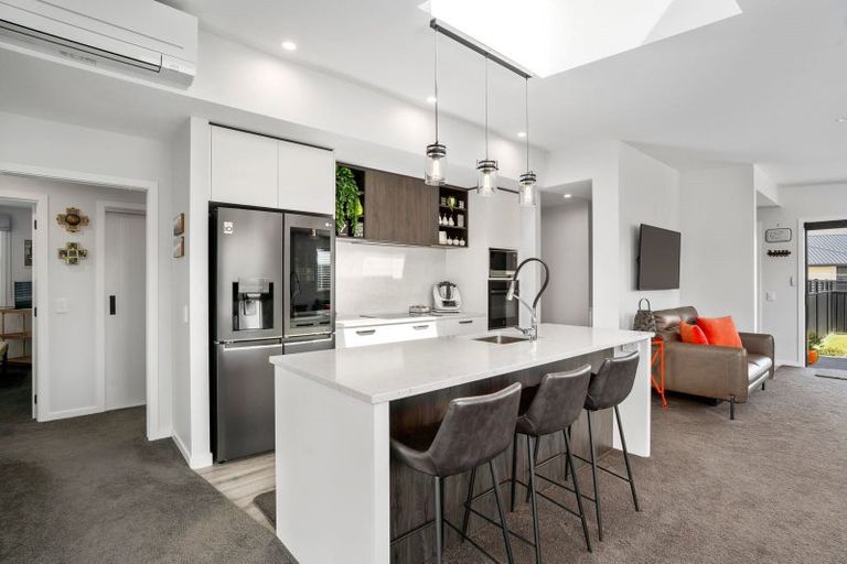 Photo of property in 1 Fraer Street, Cromwell, 9310