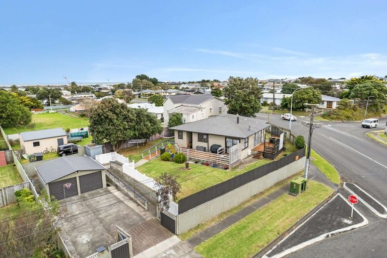 Photo of property in 54 Mosston Road, Castlecliff, Whanganui, 4501