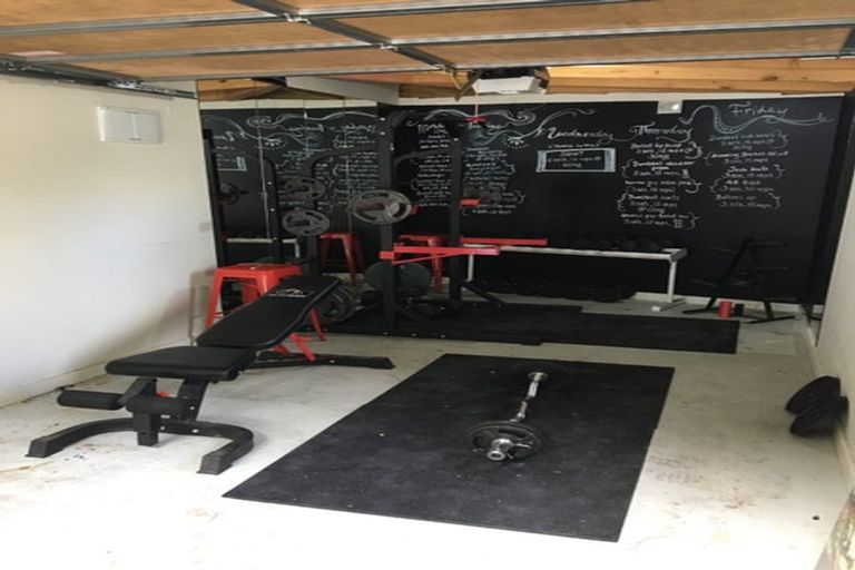 Photo of property in 59u1 Mortimer Terrace, Brooklyn, Wellington, 6021