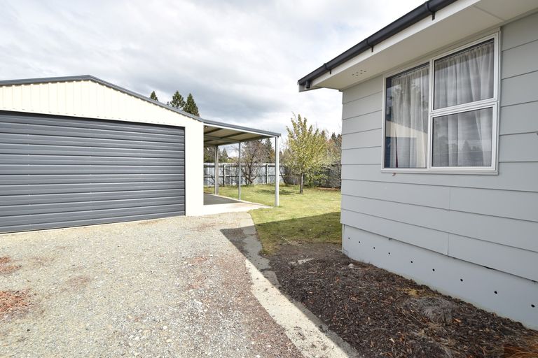 Photo of property in 50 Omahau Crescent, Twizel, 7901