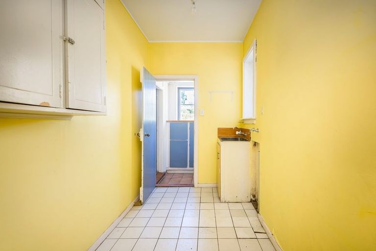 Photo of property in 27 Piko Crescent, Riccarton, Christchurch, 8041